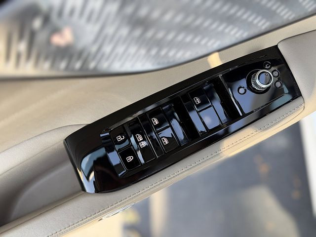 light-box-slides