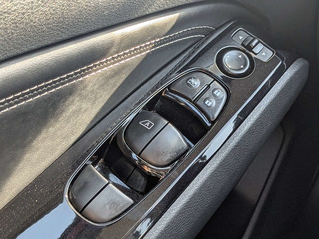 slide-image