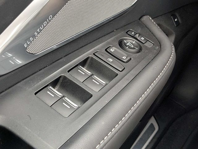 slide-image