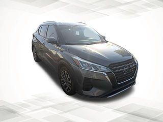 Thumbnail - 2023 Nissan Kicks