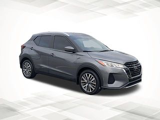Thumbnail - 2023 Nissan Kicks