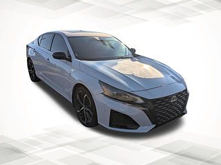 Thumbnail - 2023 Nissan Altima