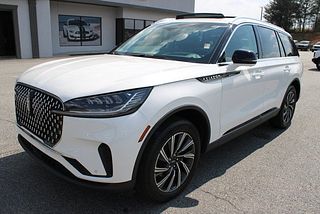 Thumbnail - 2025 Lincoln Aviator