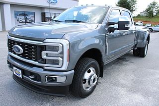 Thumbnail - 2024 Ford Super Duty F-350 DRW