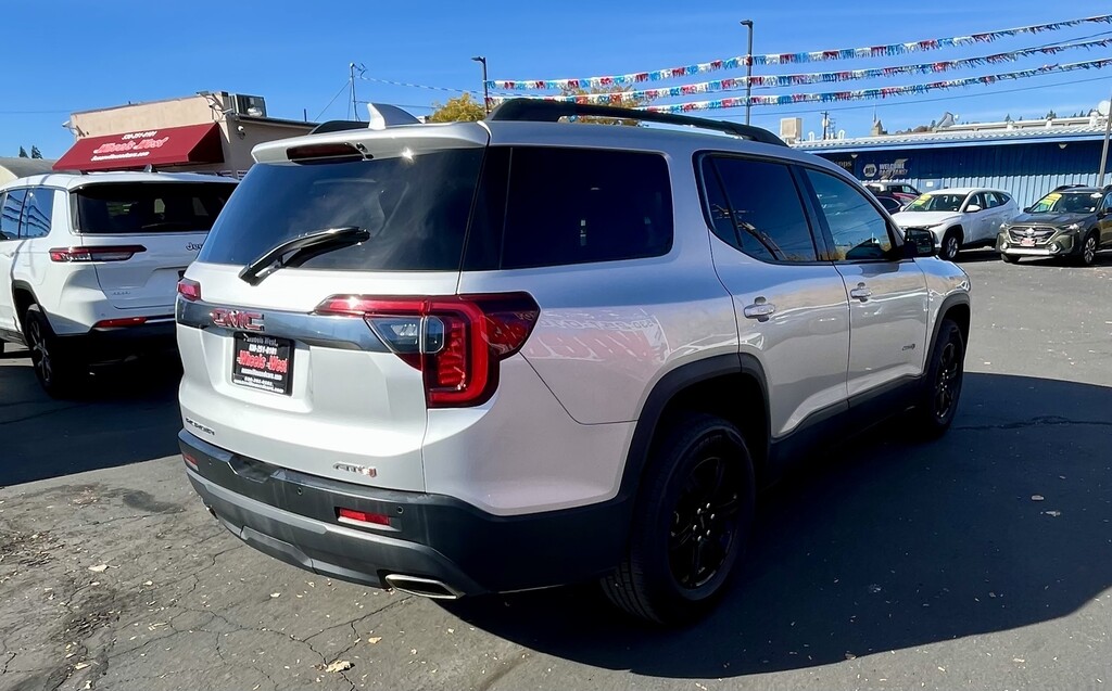 2020 GMC Acadia Located at Wheels West light-box-slides