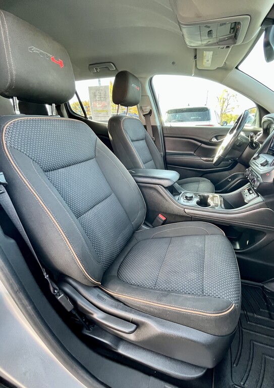 2020 GMC Acadia Located at Wheels West light-box-slides