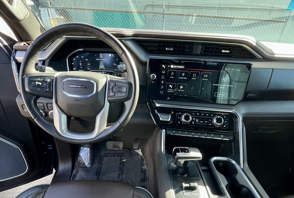 2023 GMC Sierra 1500 Crew Cab Located at Wheels West light-box-slides