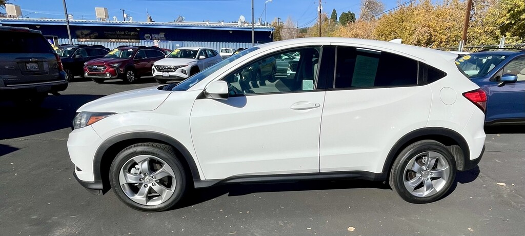 2018 Honda HR-V Located at Wheels West light-box-slides