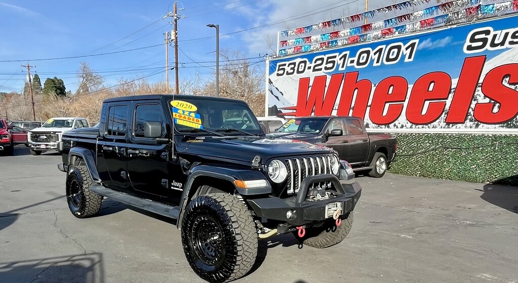 2020 Jeep Gladiator Overland's photo