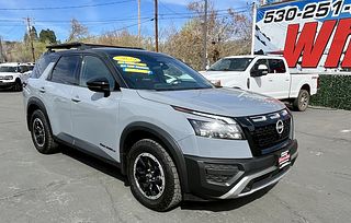 Thumbnail - 2024 Nissan Pathfinder