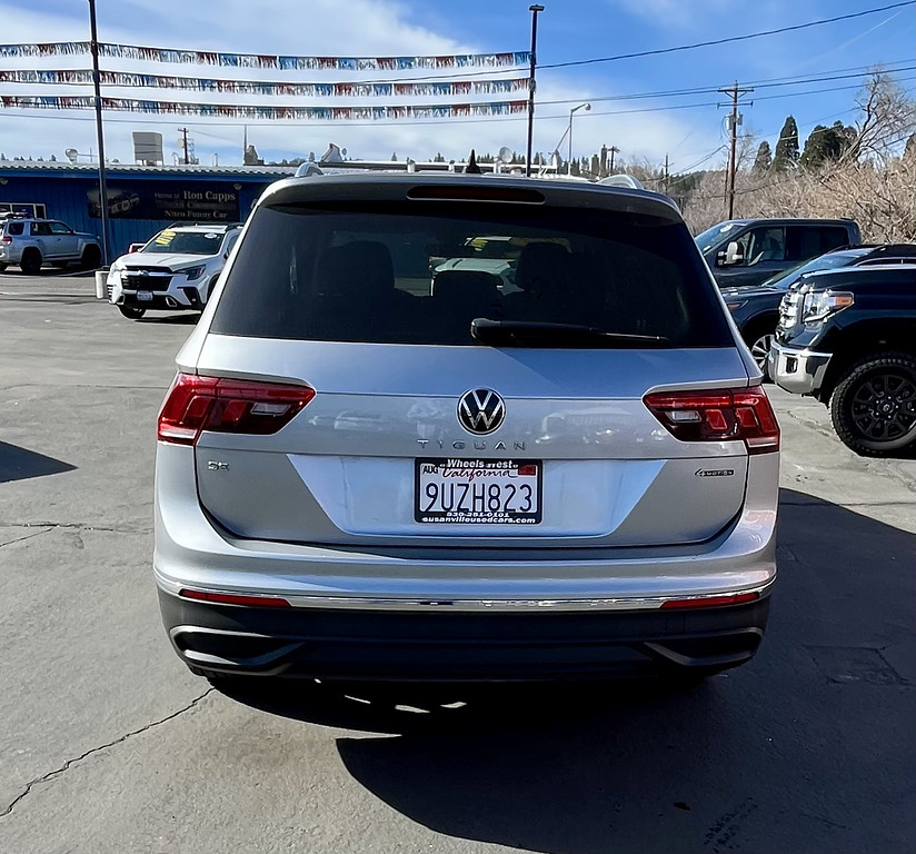 2022 Volkswagen Tiguan Located at Wheels West slide-image