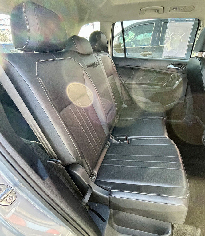 2022 Volkswagen Tiguan Located at Wheels West slide-image