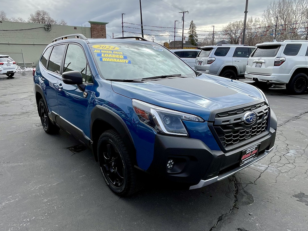 2024 Subaru Forester Located at Wheels West light-box-slides