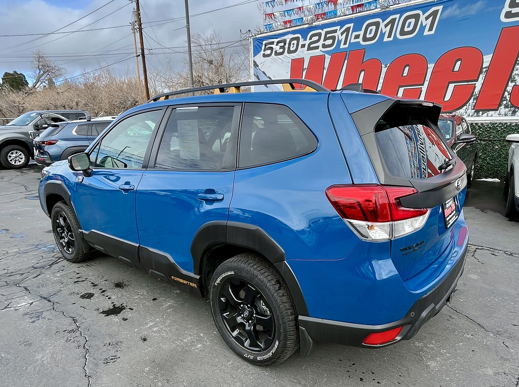 2024 Subaru Forester Located at Wheels West light-box-slides
