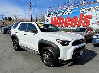 Thumbnail - 2025 Toyota 4Runner