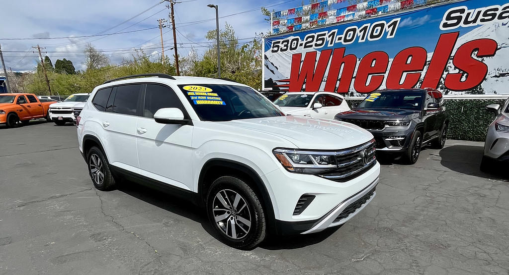 2023 Volkswagen Atlas SE