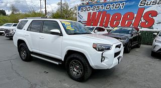 Thumbnail - 2019 Toyota 4Runner