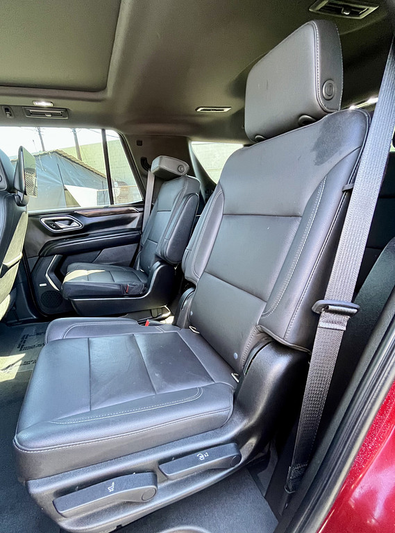 2021 Chevrolet Tahoe Located at Wheels West light-box-slides