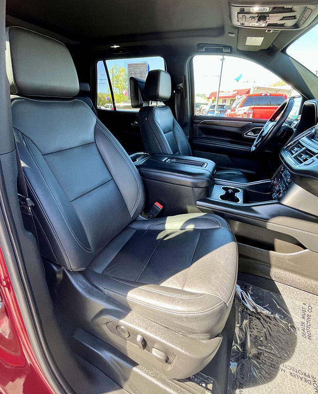 2021 Chevrolet Tahoe Located at Wheels West light-box-slides