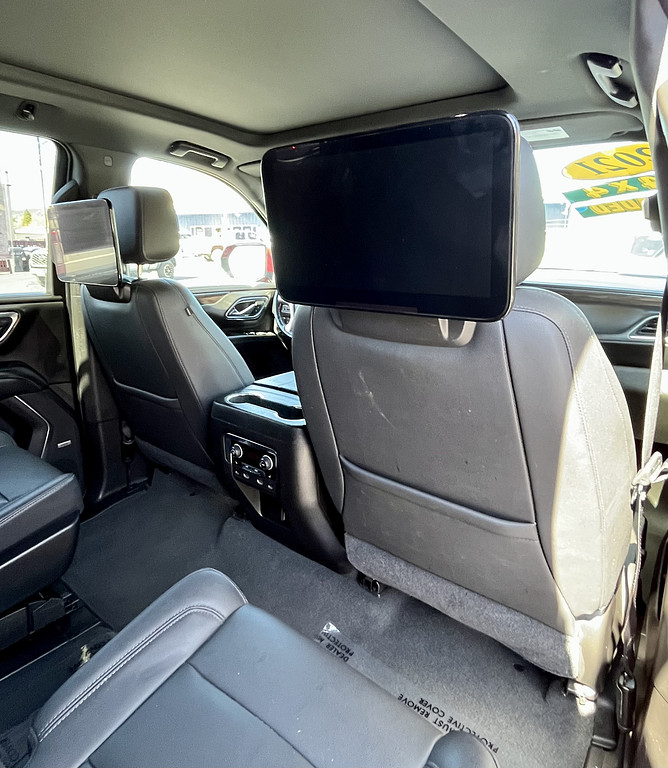 2021 Chevrolet Tahoe Located at Wheels West light-box-slides