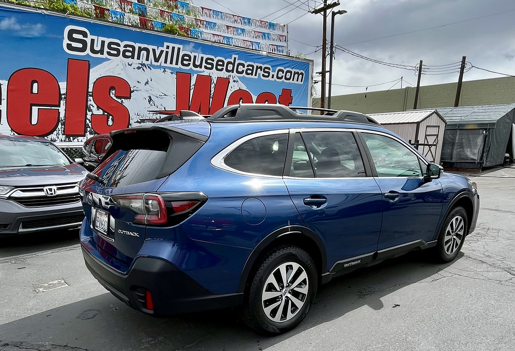 2022 Subaru Outback Located at Wheels West light-box-slides