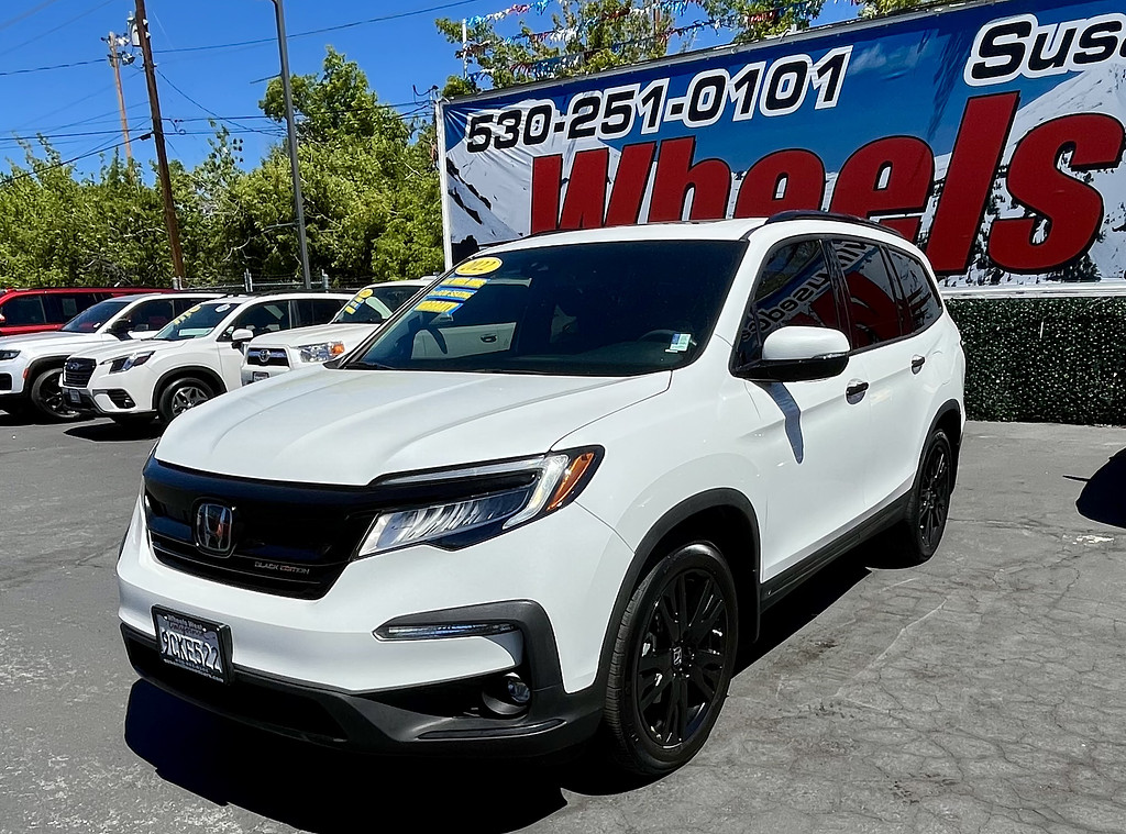 2022 Honda Pilot Black Edition AWD's photo