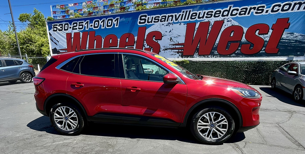 2021 Ford Escape Located at Wheels West light-box-slides