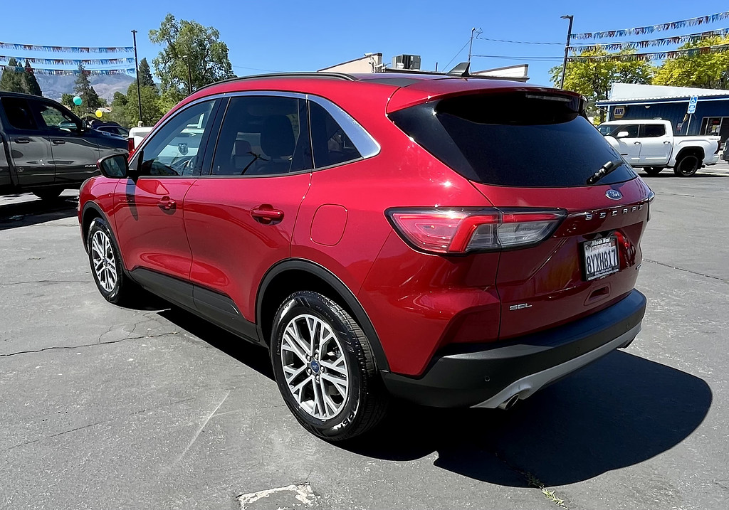 2021 Ford Escape Located at Wheels West slide-image