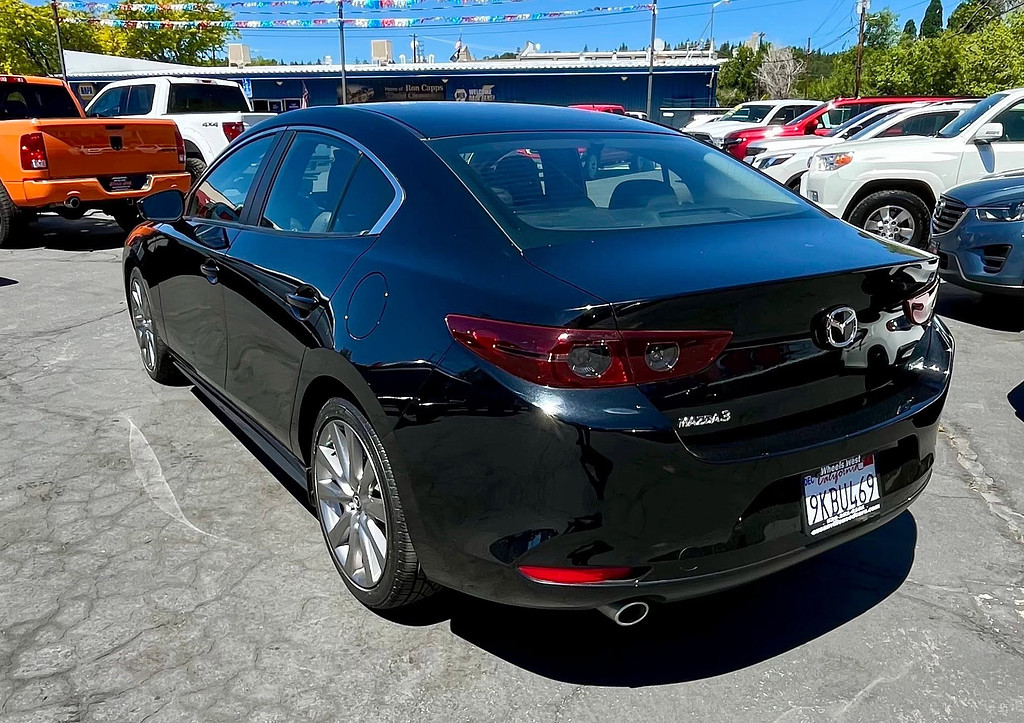 2019 Mazda Mazda3 Sedan Located at Wheels West light-box-slides
