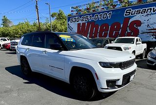 2023 Jeep Grand Cherokee L Located at Wheels West Thumbnail - 2023 Jeep Grand Cherokee L