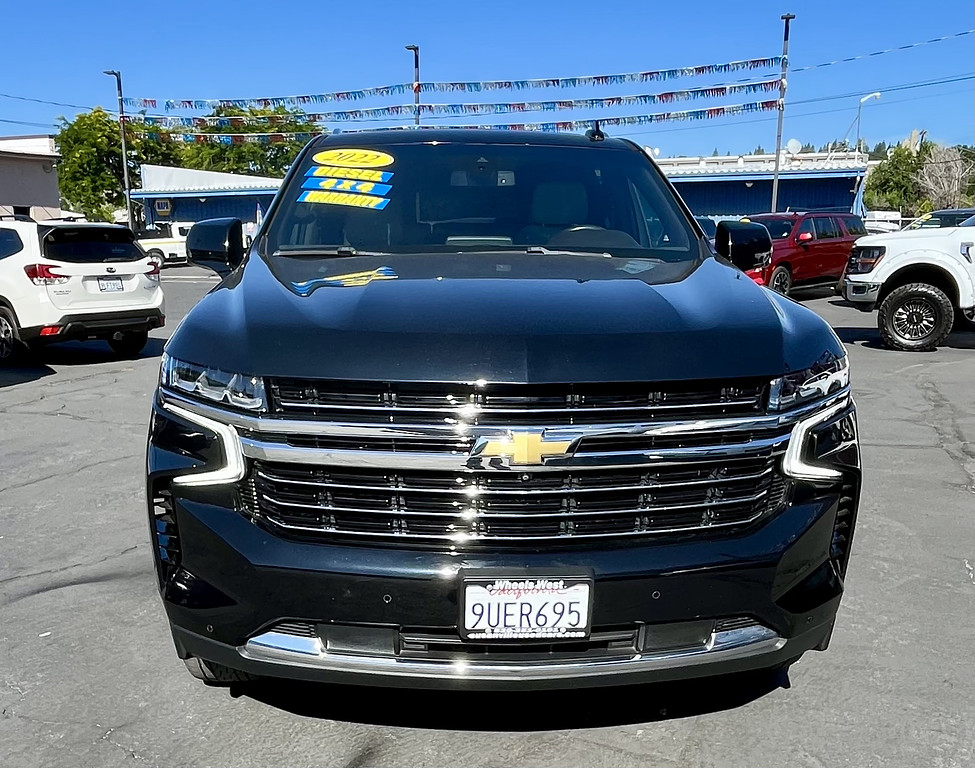 2022 Chevrolet Tahoe Located at Wheels West light-box-slides