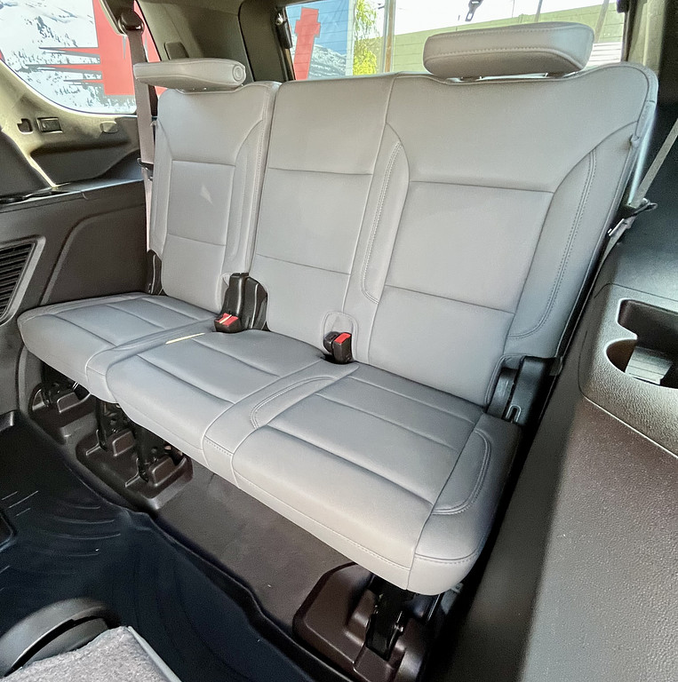 2022 Chevrolet Tahoe Located at Wheels West light-box-slides
