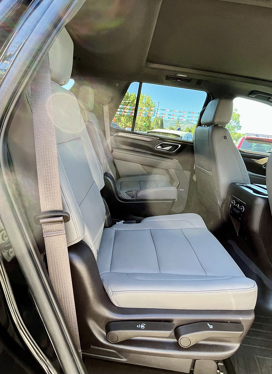 2022 Chevrolet Tahoe Located at Wheels West light-box-slides