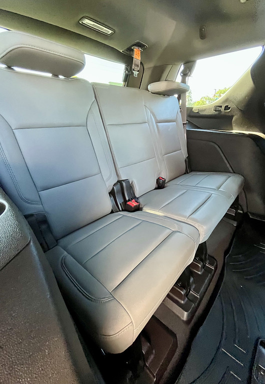2022 Chevrolet Tahoe Located at Wheels West light-box-slides