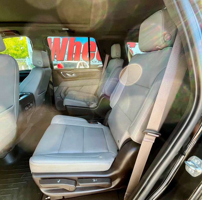 2022 Chevrolet Tahoe Located at Wheels West light-box-slides