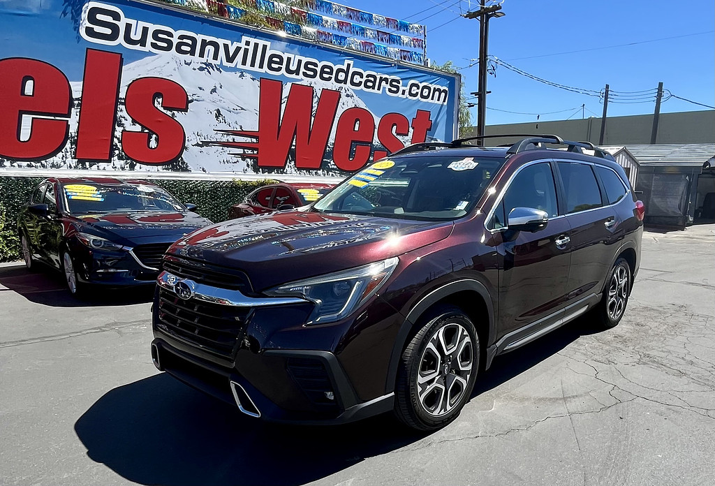 2023 Subaru Ascent Located at Wheels West slide-image