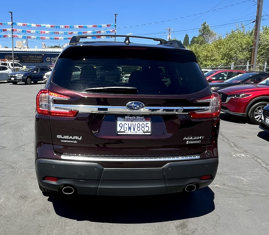 2023 Subaru Ascent Located at Wheels West light-box-slides