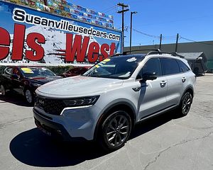 2022 Kia Sorento Located at Wheels West Thumbnail - 2022 Kia Sorento