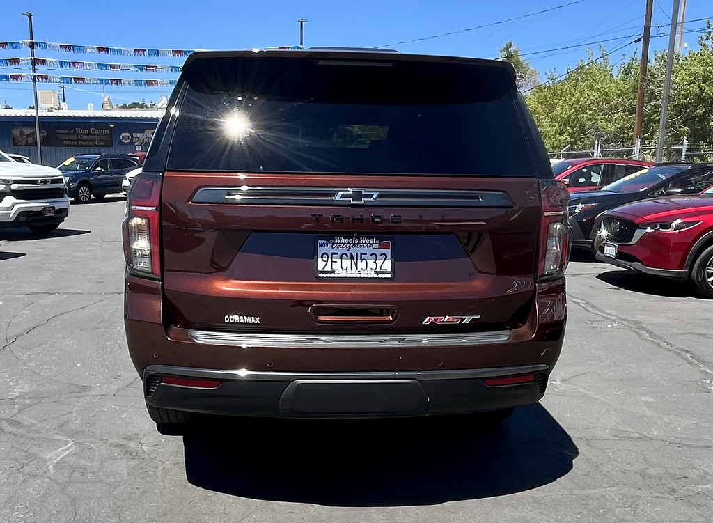 2022 Chevrolet Tahoe Located at Wheels West light-box-slides