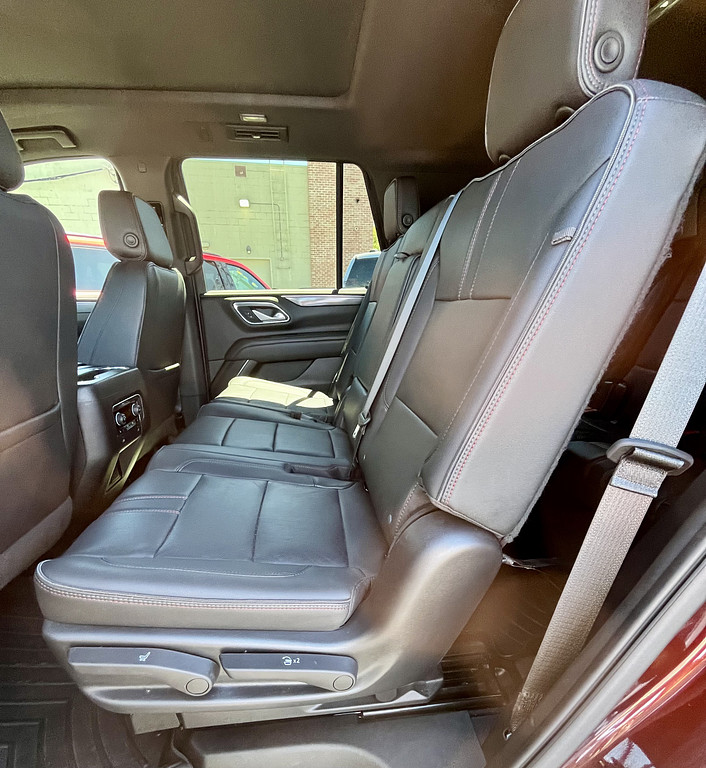2022 Chevrolet Tahoe Located at Wheels West light-box-slides