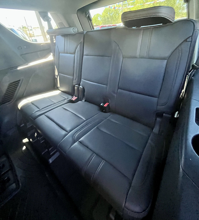 2022 Chevrolet Tahoe Located at Wheels West light-box-slides