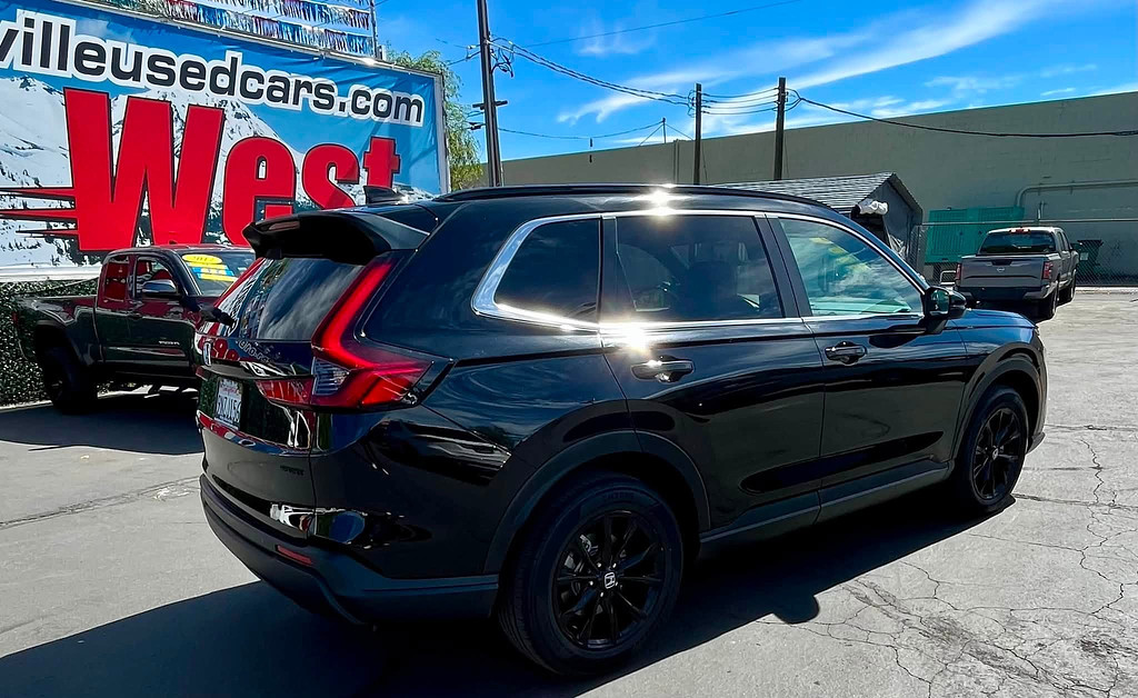 2025 Honda CR-V Hybrid Located at Wheels West slide-image