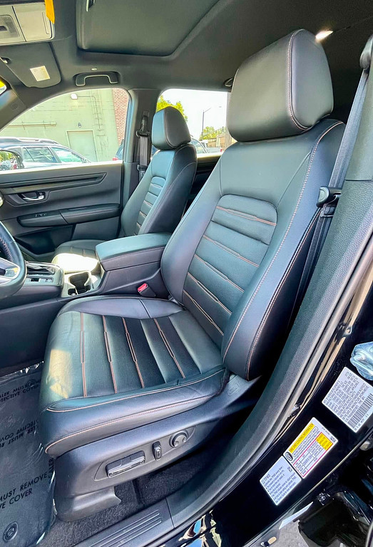 2025 Honda CR-V Hybrid Located at Wheels West slide-image