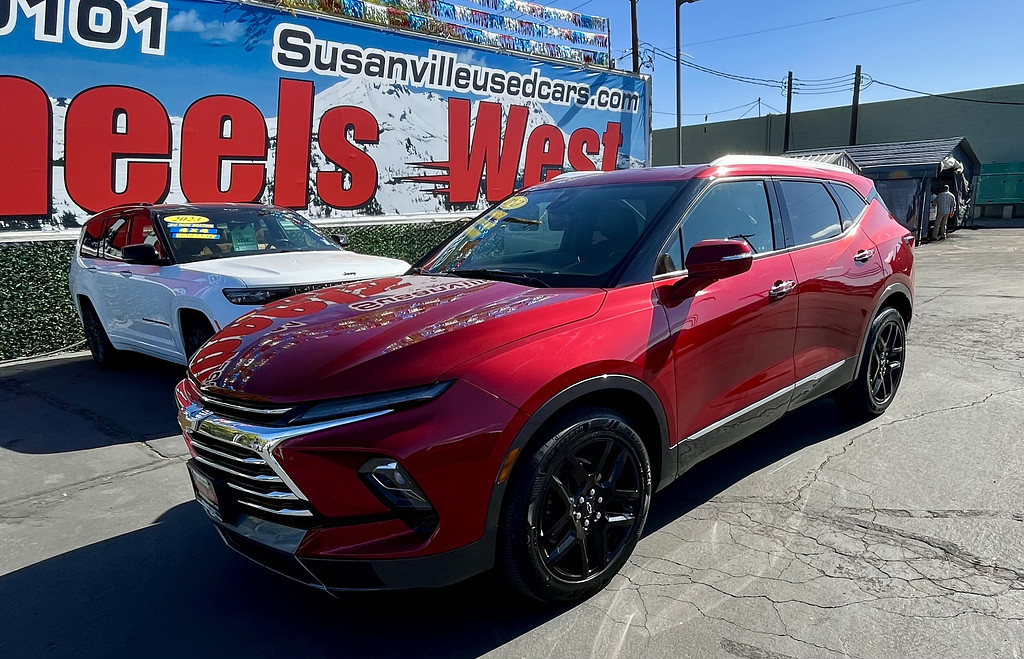2023 Chevrolet Blazer Located at Wheels West light-box-slides