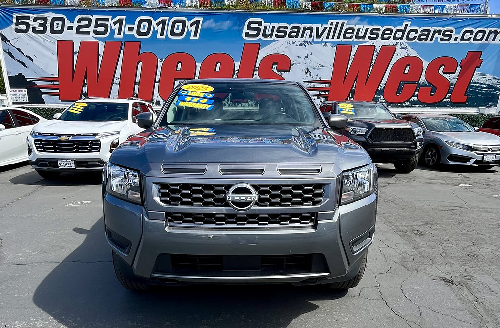 2025 Nissan Frontier Located at Wheels West light-box-slides