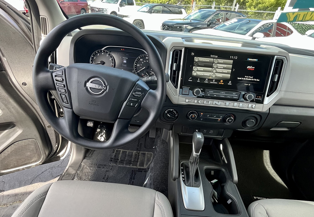 2025 Nissan Frontier Located at Wheels West light-box-slides