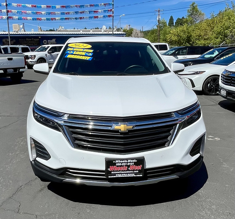 2024 Chevrolet Equinox Located at Wheels West light-box-slides
