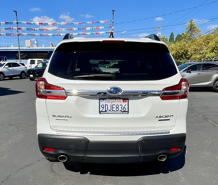 2022 Subaru Ascent Located at Wheels West light-box-slides