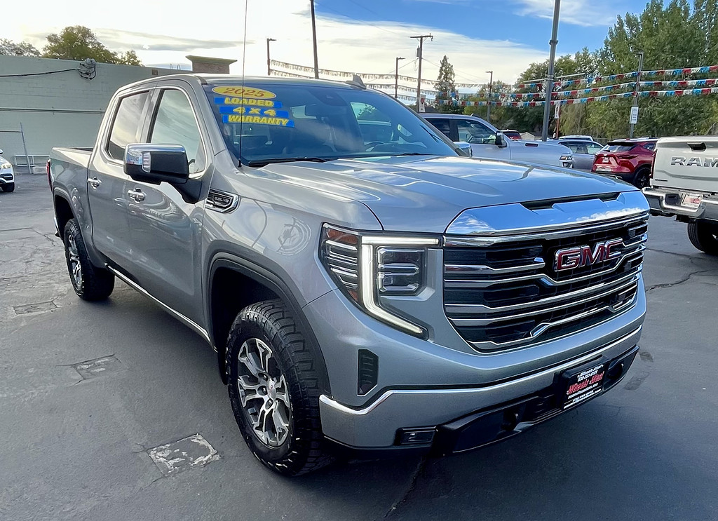 2025 GMC Sierra 1500 Located at Wheels West light-box-slides