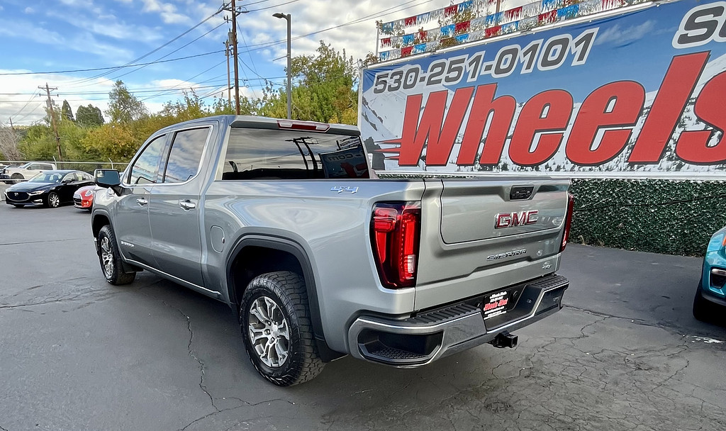 2025 GMC Sierra 1500 Located at Wheels West light-box-slides